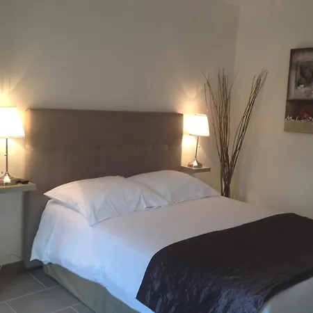 Ferme De Villeray-chambre D'hotes 3*