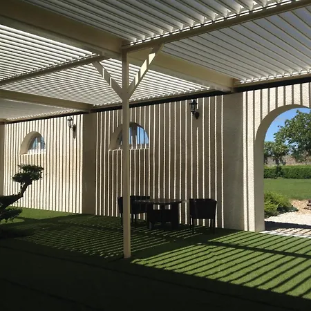 Ferme De Villeray-chambre D'hotes Bed & Breakfast 3*