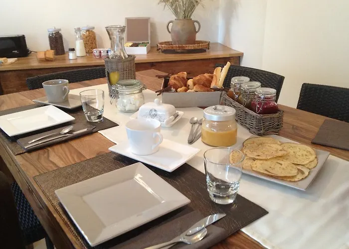 Ferme De Villeray-chambre D'hotes Bed and breakfast 3*