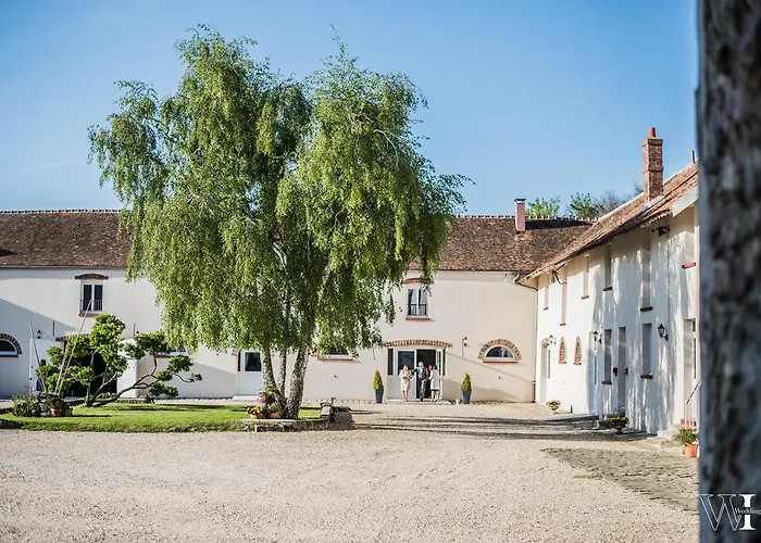Ferme De Villeray-chambre D'hotes Bed and breakfast